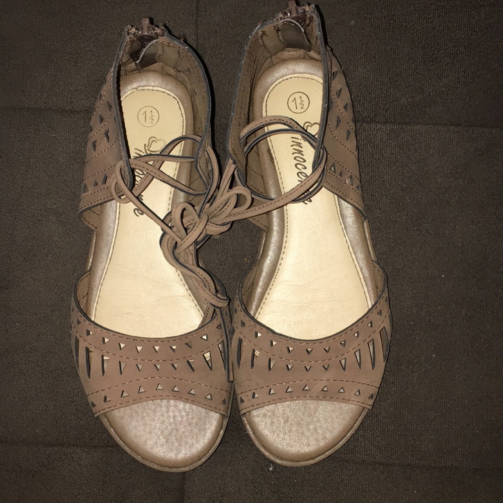 Girls sandals
